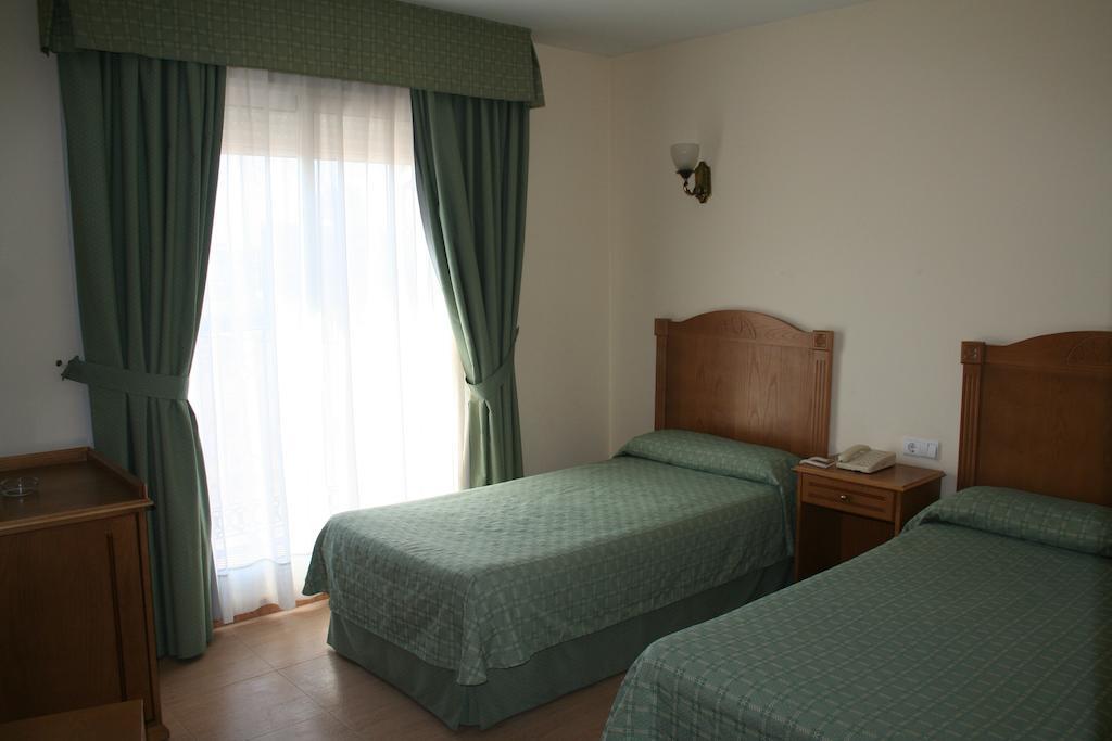 Hotel Austria 76 Sagunto Pokoj fotografie
